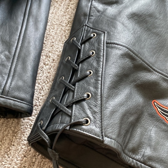 Harley Davidson Leather Coat - Picture 5 of 11